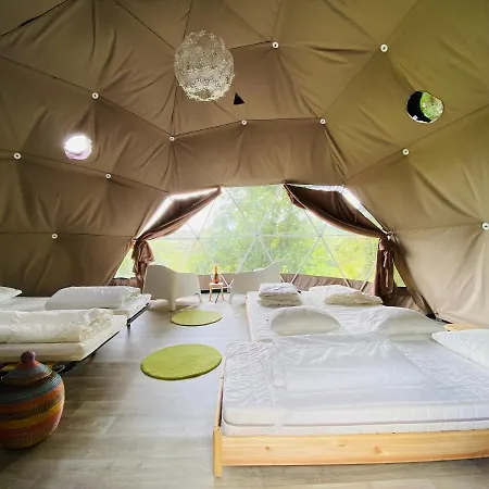 Dome Du Grand Chene - 5pers Кемпинг